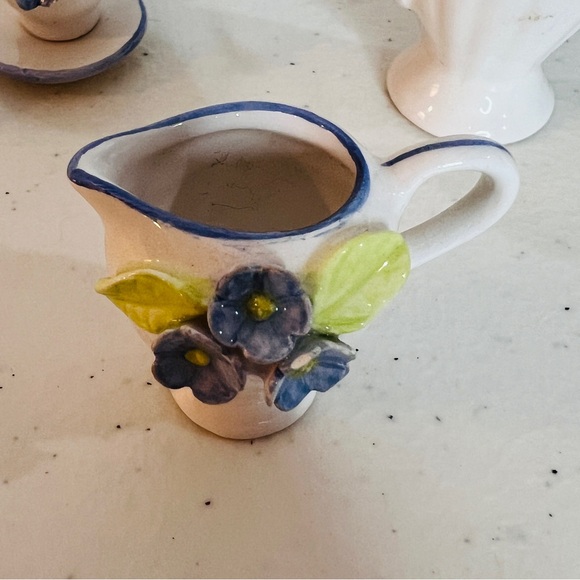 Miniature Porcelain Doll House Tea Set Blue and White Floral with Tray 10 Pieces - Picture 7 of 11